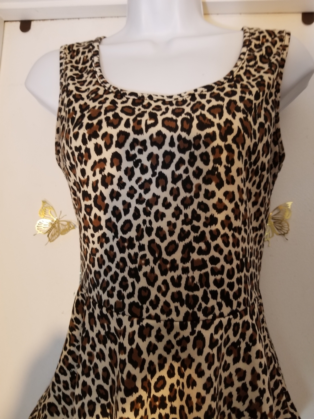 Pre-loved Charlotte Russe Cream Leopard Print Tank Top - Picture 6 of 6